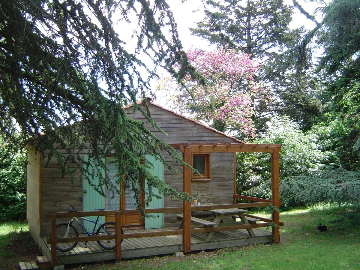 Saint-Julien-Molin-Molette Les Chalets Du Domaine Des Soyeux מראה חיצוני תמונה